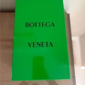 Bottega Veneta | Other | Bottega Veneta Bright Green Box 